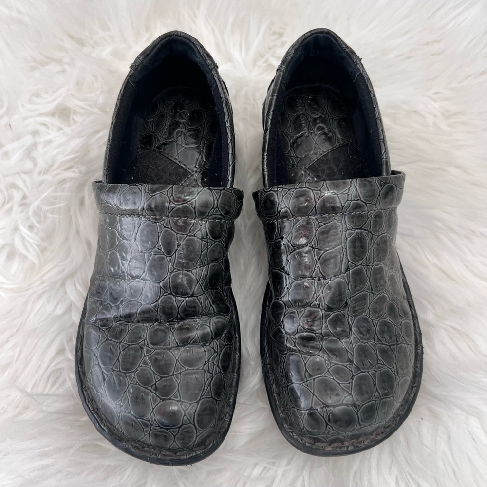 Boc Black Gray Croc-Embossed Slip-On Shoes Nursing Waitress Bartending 6.5